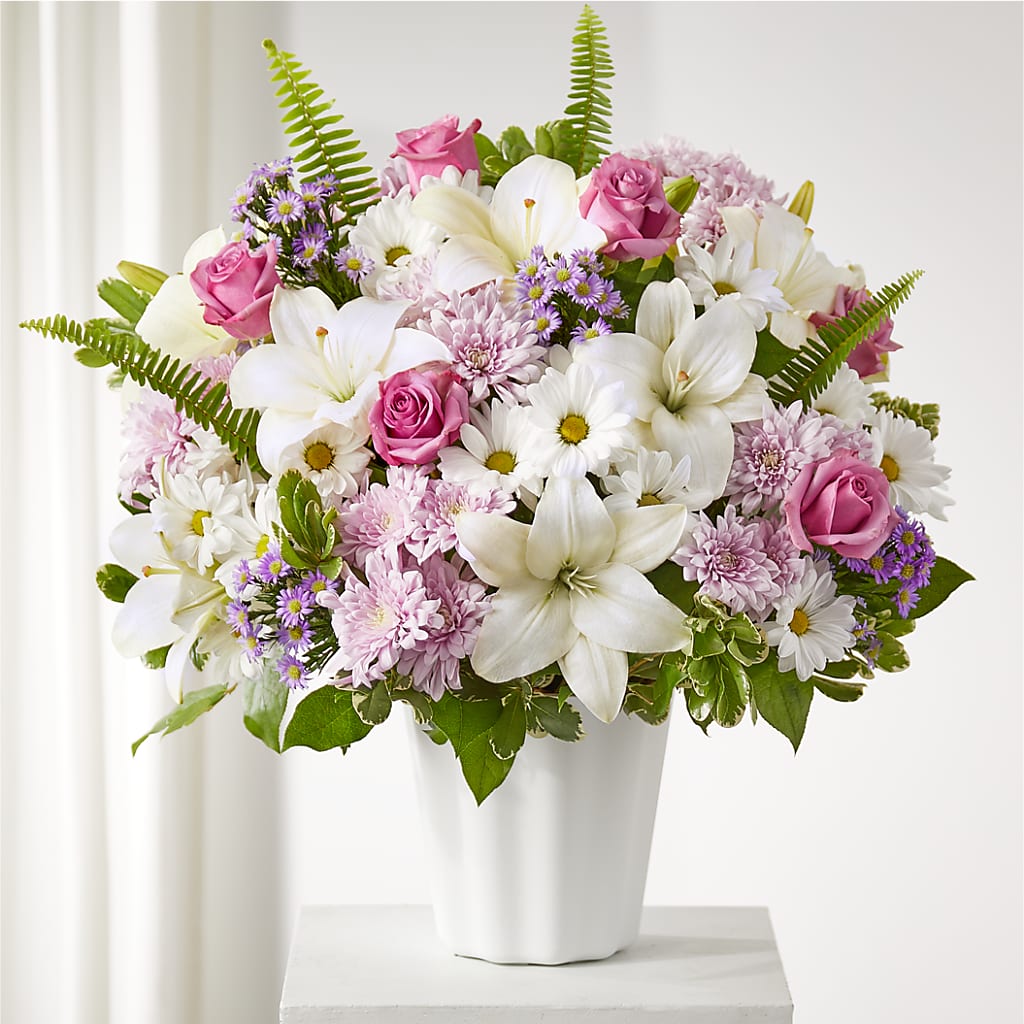 Warmest Thoughts Tabletop Basket – The Flower Shop For All Occasions, California MO