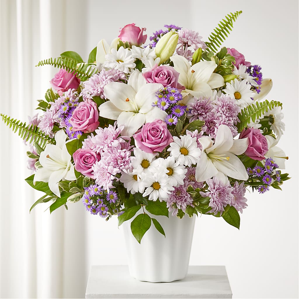 Warmest Thoughts Tabletop Basket – The Flower Shop For All Occasions, California MO