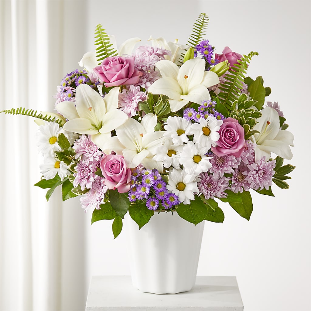 Warmest Thoughts Tabletop Basket – The Flower Shop For All Occasions, California MO