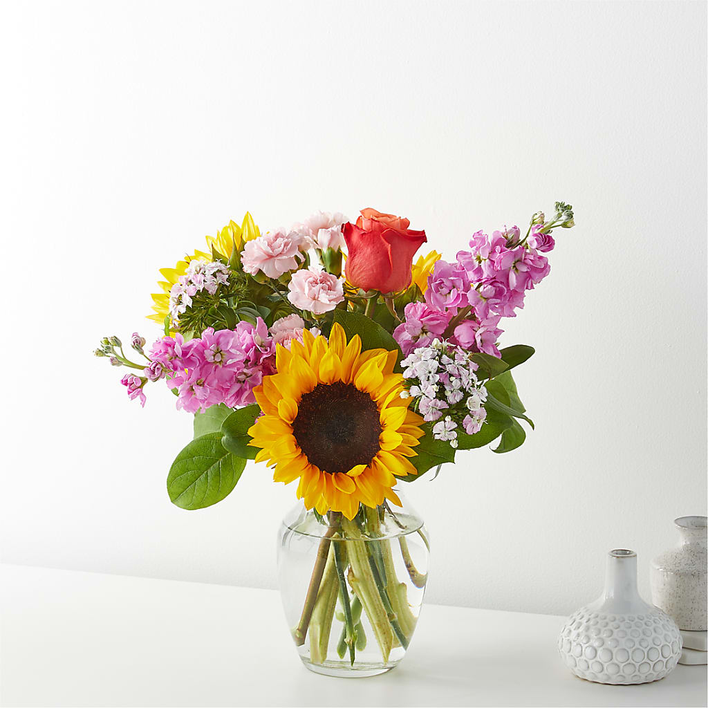 Yellow Brick Road Bouquet – The Flower Shop For All Occasions, California MO