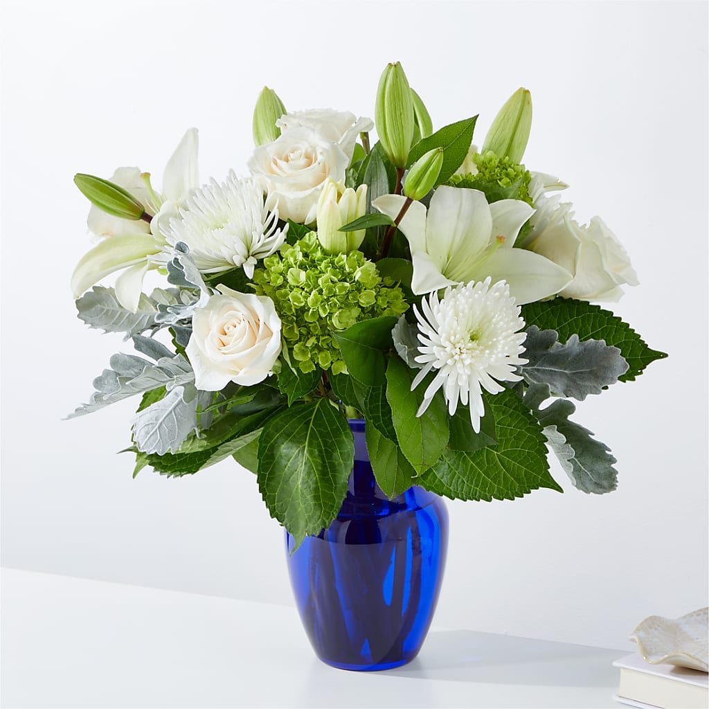 Snowy Dreams Bouquet – The Flower Shop For All Occasions, California MO