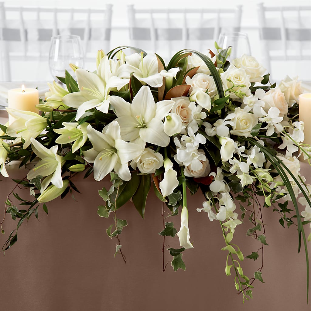 White Linen Arrangement – The Flower Shop For All Occasions, California MO