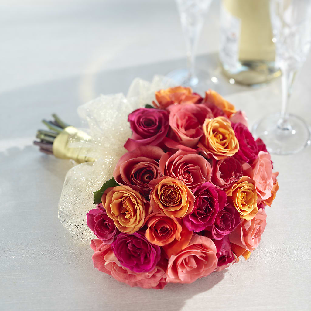 Sweet Roses Bouquet – The Flower Shop For All Occasions, California MO