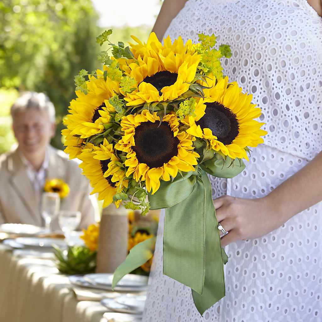 Free Spirit Bouquet – The Flower Shop For All Occasions, California MO