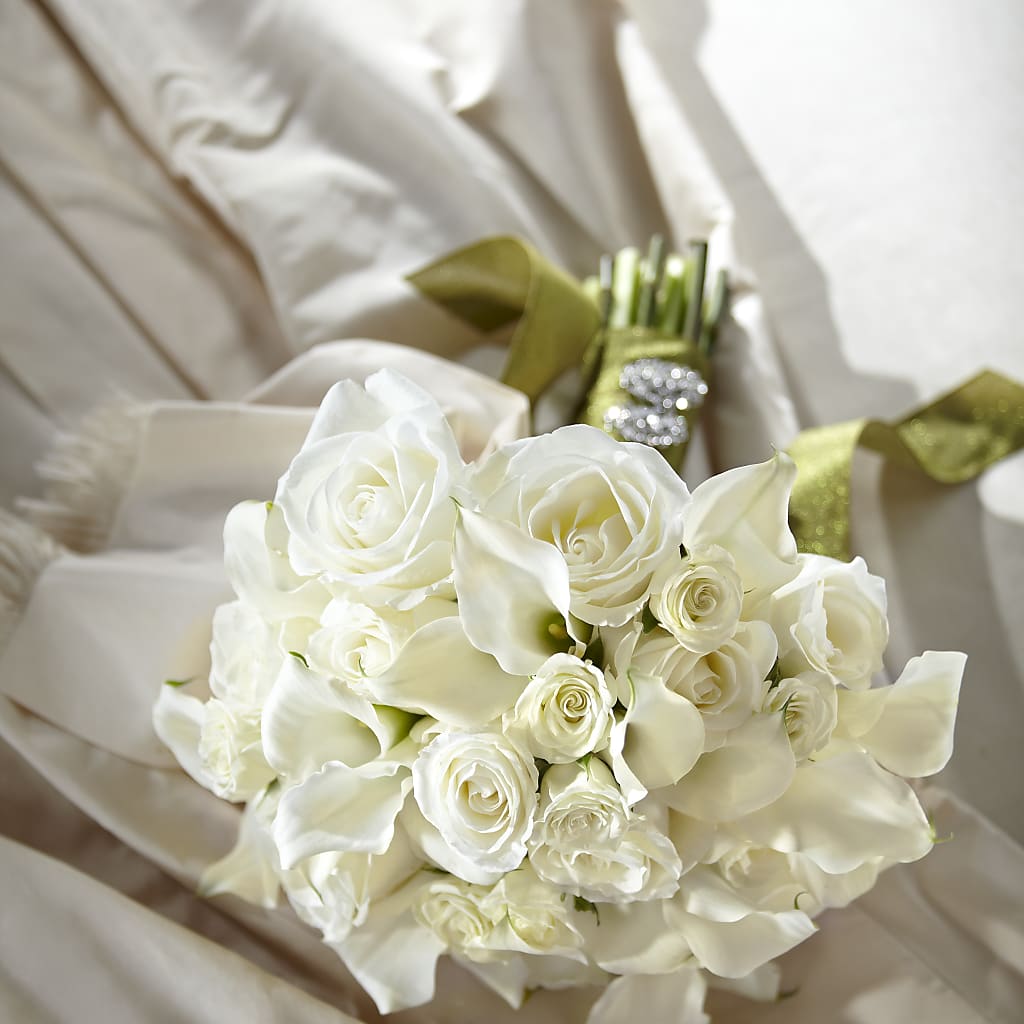 Serene Highness Bouquet – The Flower Shop For All Occasions, California MO