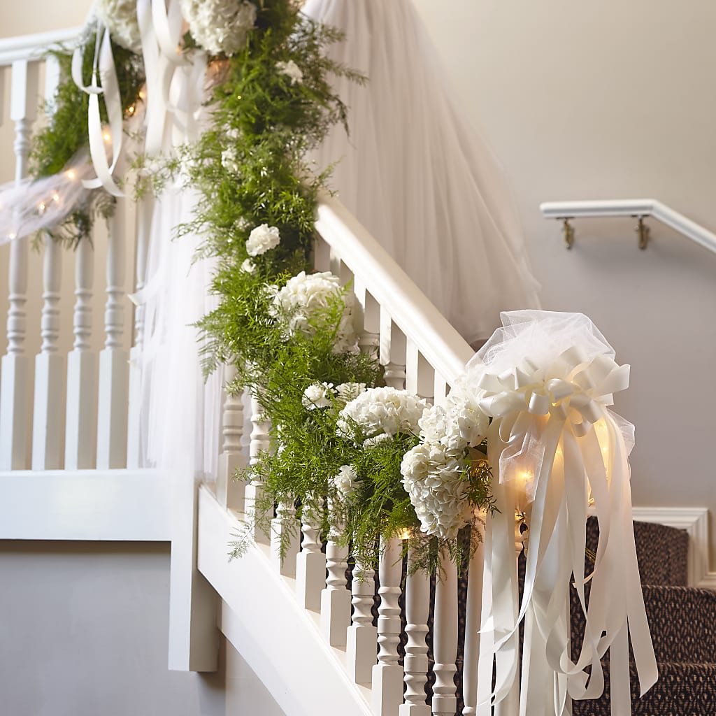 Champagne Dreams Garland – The Flower Shop For All Occasions, California MO