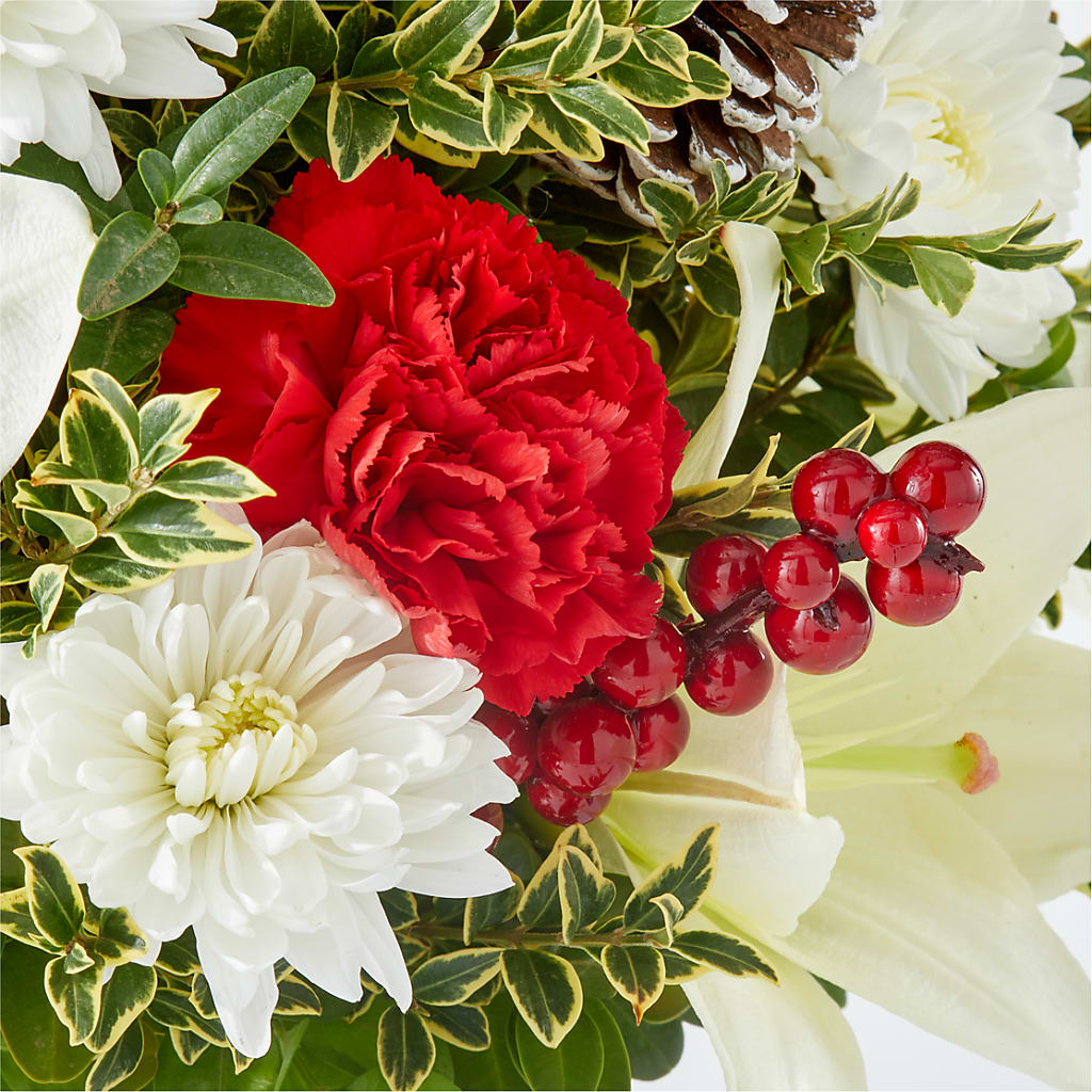 Festive Moments Tree –  The Flower Shop For All Occasions, California MO