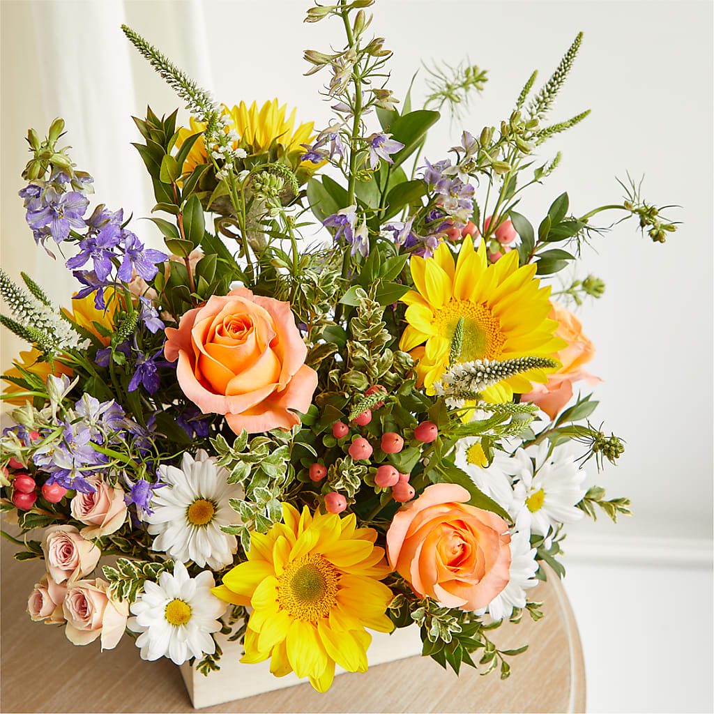 The Good Life Bouquet –  The Flower Shop For All Occasions, California MO