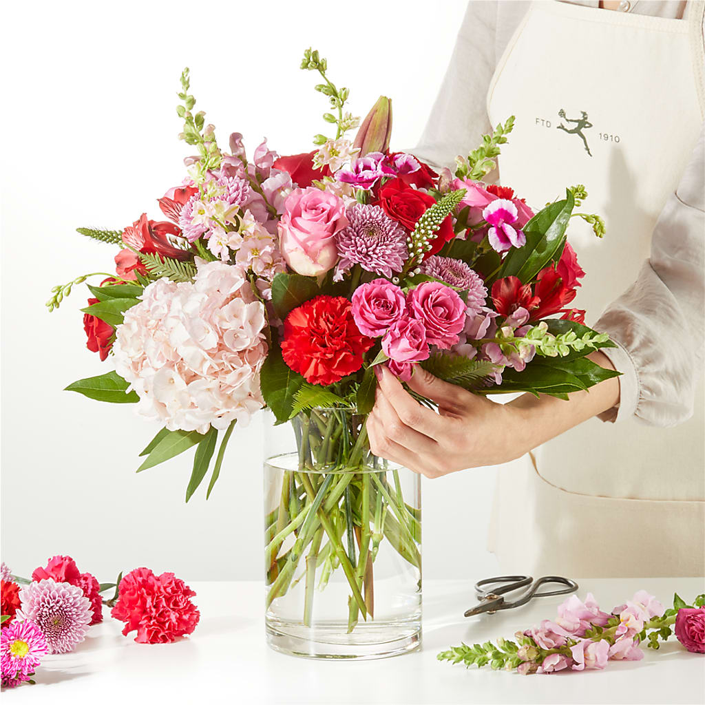Swooning Over You - A Luxury Florist Original –  The Flower Shop For All Occasions, California MO