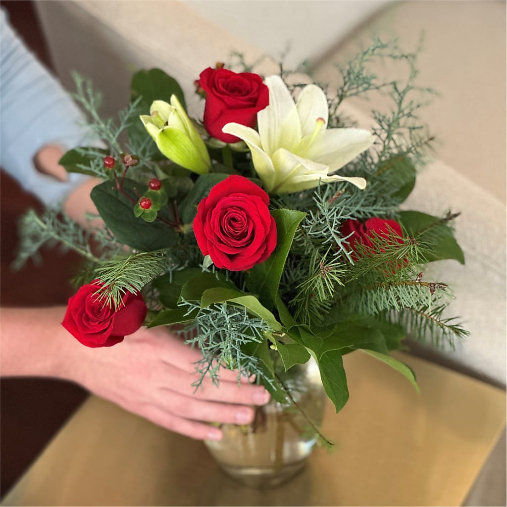 Glittering Lights Bouquet –  The Flower Shop For All Occasions, California MO