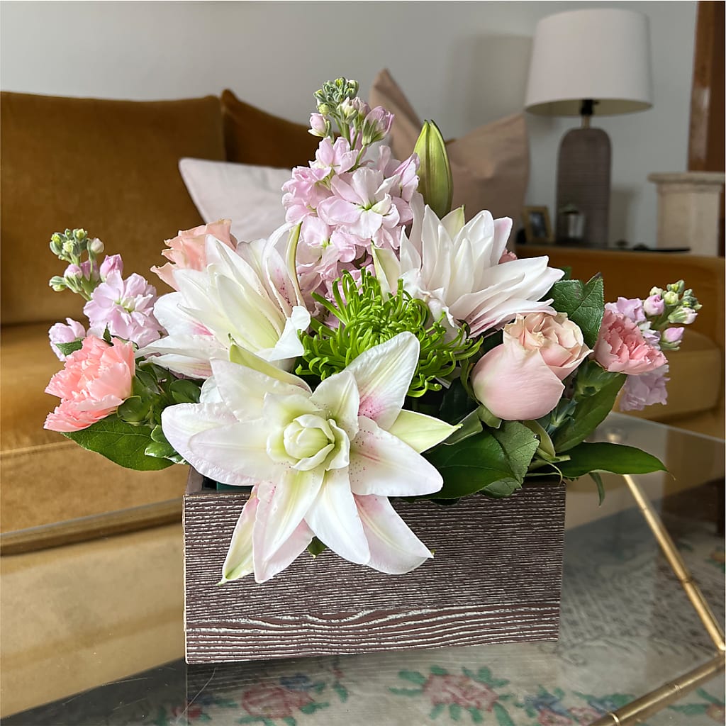 Beautiful Spirit Basket –  The Flower Shop For All Occasions, California MO