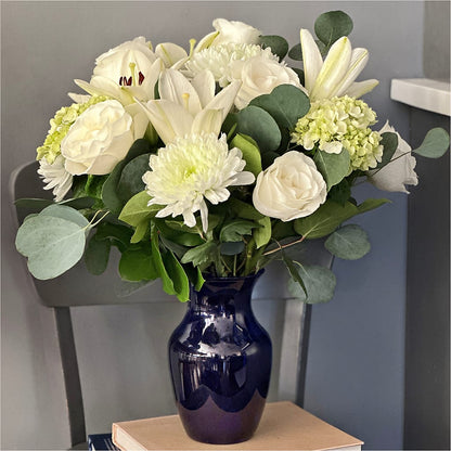 Snowy Dreams Bouquet –  The Flower Shop For All Occasions, California MO